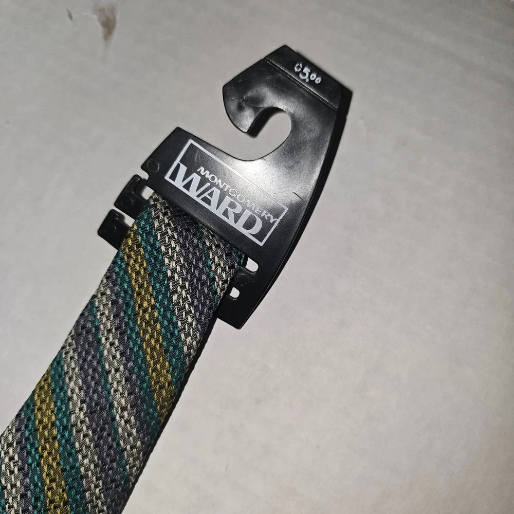 VINTAGE Sears‎ The Men's Store 60% Silk Neck Tie